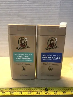 2 bottles 14oz Dr Squatch body wash