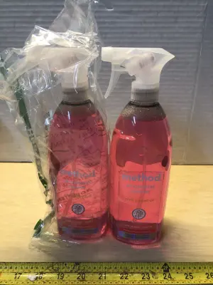 2 bottles 28oz method all purpose cleaner