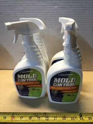 4 bottles mold control