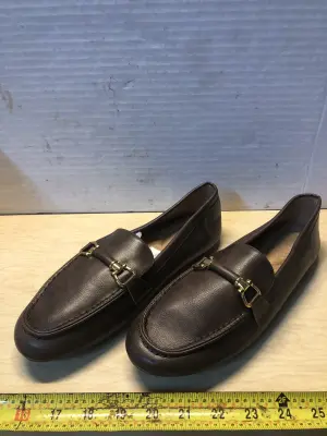Loafers size 8.5 (39)