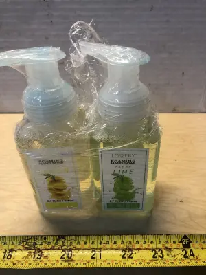 2 bottles 8.7oz Lovery hand soap