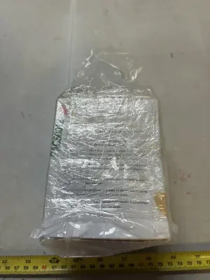 2ct 365 baking soda damaged box