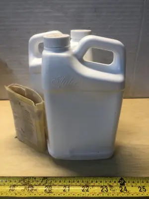 2 bottles Tyler’s glamorous laundry detergent