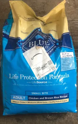 30lb blue buffalo adult dog food Exp:7/14/27