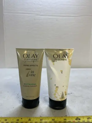 2ct olay face wash damaged package