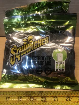 2 packs 23.83oz lemon lime Sqwincher drink mix