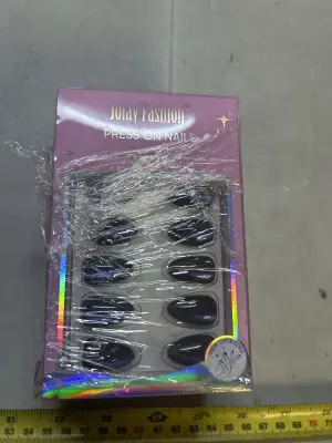 4 purple catseye press on nails