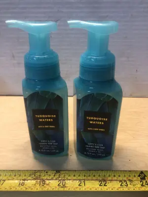2 bottles 8.75oz bath and body works hand soap