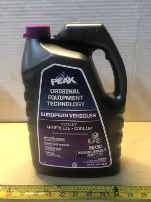 1 gallon Peak European vehicle antifreeze and coolant