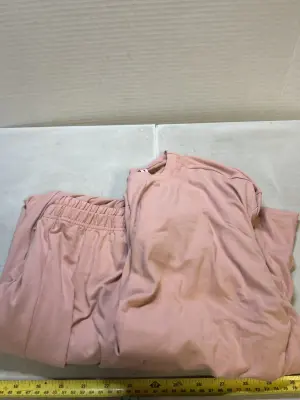 medium lounge wear set
