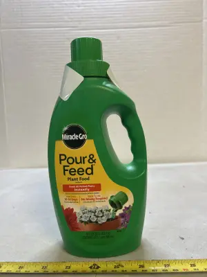 miracle grow plant food