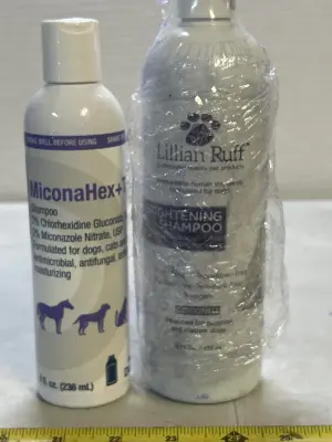 Medicated and brightening shampoo for dogs