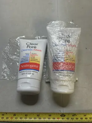 3 Neutrogena clear pore