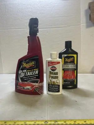 polish spray and restorer