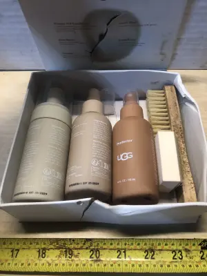 UGG sheepskin and suede care kit