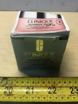 1.7oz Clinique moisturizer