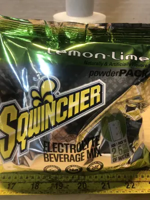2 packs 23.83oz lemon lime Sqwincher drink mix