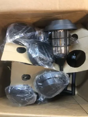 8pc solar powered pathway lights