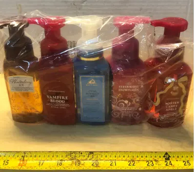 5 bottles 8.75oz bath and body works foaming hand soap