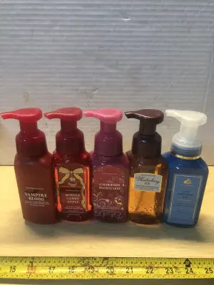 5 bottles 8.75oz bath and body works foaming hand soap