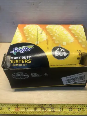 Swiffer heavy duty duster kit