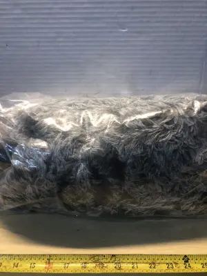 Unknown size throw blanket