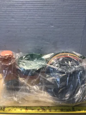 29pc dish set cup broke