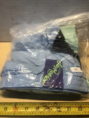 4 pair size 3T shorts