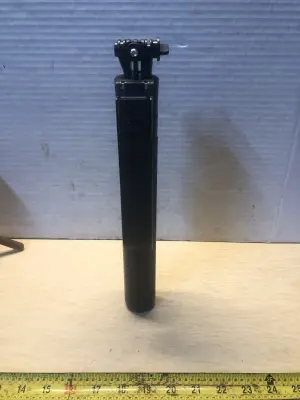 Vlogging tripod