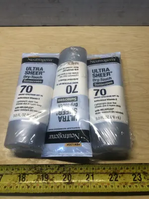 3 tubes 3oz Neutrogena sunscreen