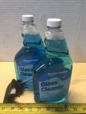 2 bottles 32oz Amazon basics glass cleaner