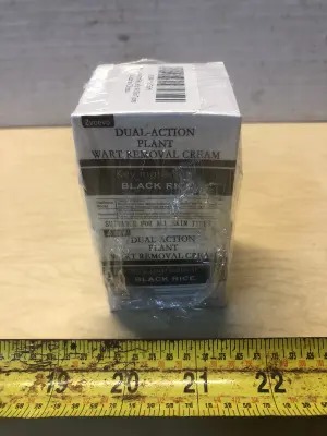 2 boxes Zvoevo Dual action plant wart removal cream