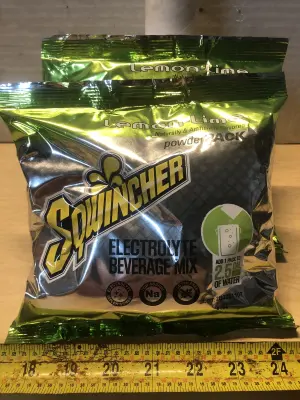 2 packs 23.83oz lemon lime Sqwincher drink mix