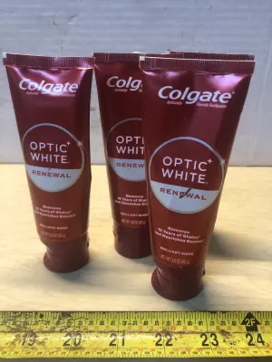 4 tubes 3oz Colgate optic white toothpaste