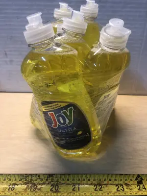 7 bottles Joy 12.6oz dish liquid