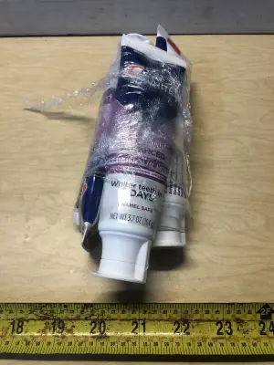 4 tubes Creat 3D white toothpaste