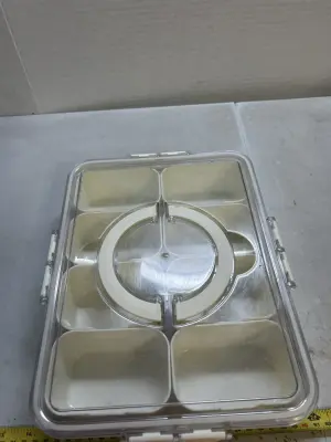 portable snack organizer
