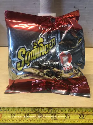 2 packs 23.83oz fruit punch Sqwincher drink mix