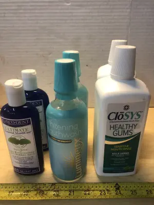 2 bottles 8oz eco dent oral wound cleanser, 2 bottles 16oz Lumineux whitening mouth wash , 2 bottles 32oz Closys healthy gums sensitive mouth wash