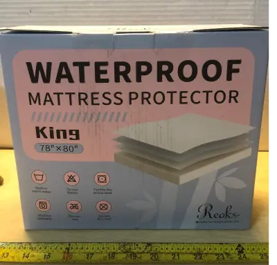 Reaks waterproof mattress protector king