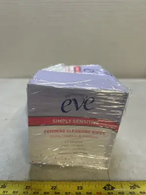 2ct Summers Eve feminine wipes
