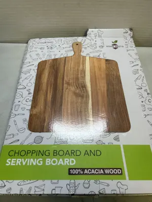 100% wood chopping and serving board