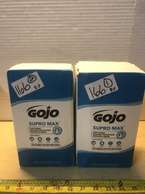 2 boxes 67oz Gojo supro max hand cleaner