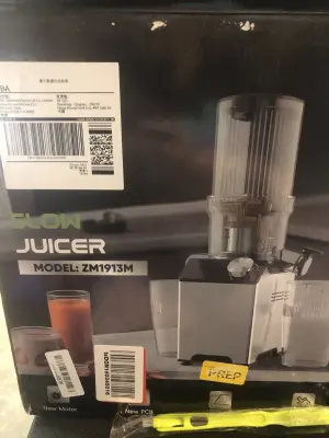Slow juicer