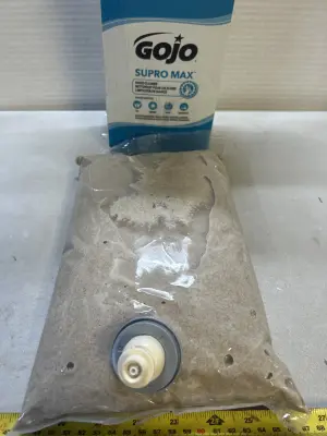 67 fl oz gojo supro max hand cleaner