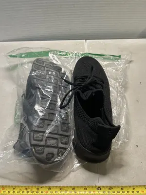 size 12-13 mens shoes