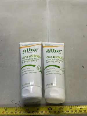 2ct exfoliating face & body scrub