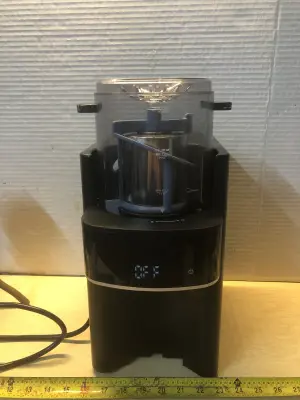 Slushy slushie machine used as is comes on