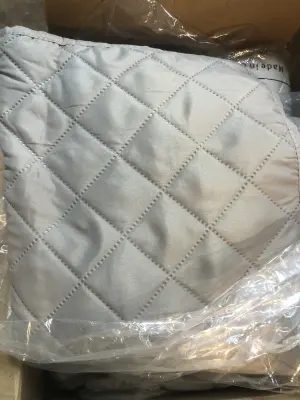 Easy going king size reversible quilt set