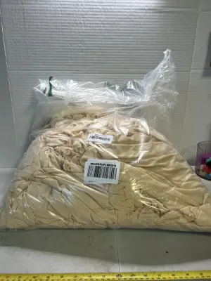 lot of tan chair covers